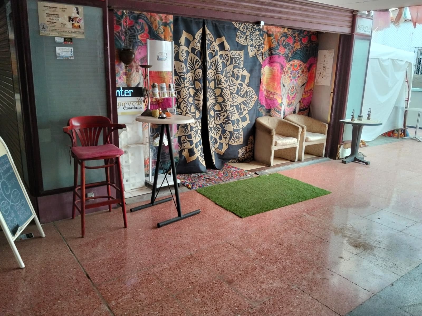 Entrada Mandala Center